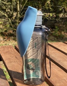 Butelka z poidłem 800 ml