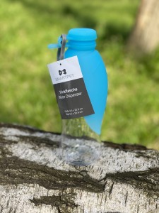 Butelka z listkiem 500 ml błękitna